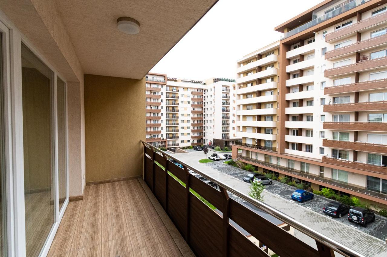 Pentha - Stylish And Spacious 2-bedroom Near Coresi Mall